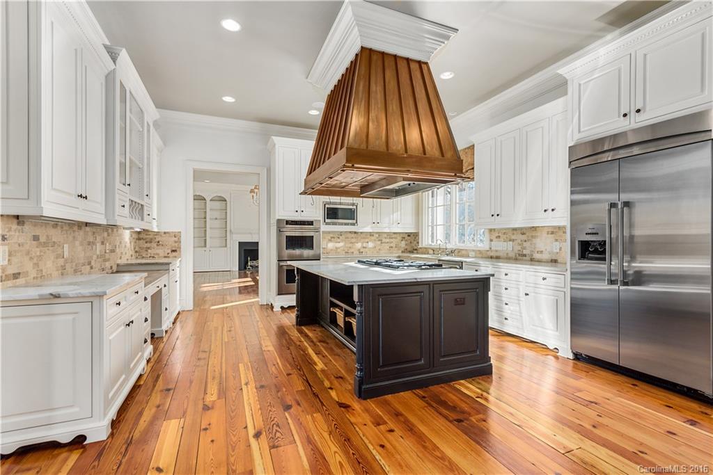 3900 Foxcroft Road Charlotte, NC 28211 - Photo 10 of 21 Gallery Image 10