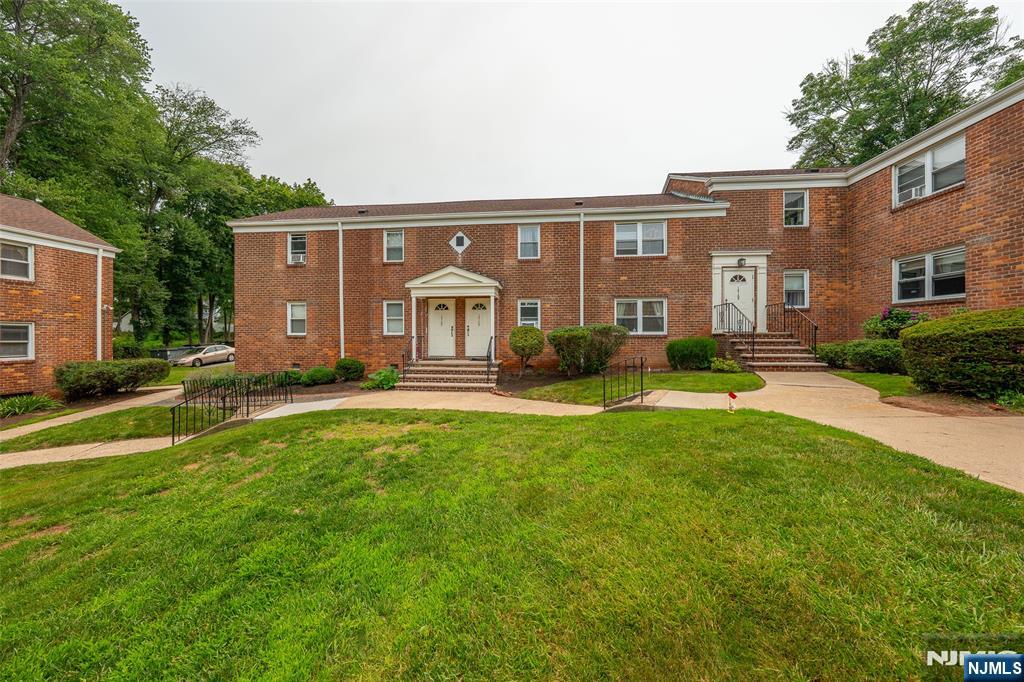 161 Knickerbocker Road, Unit C Englewood, NJ 07631 - Photo 1 of 12