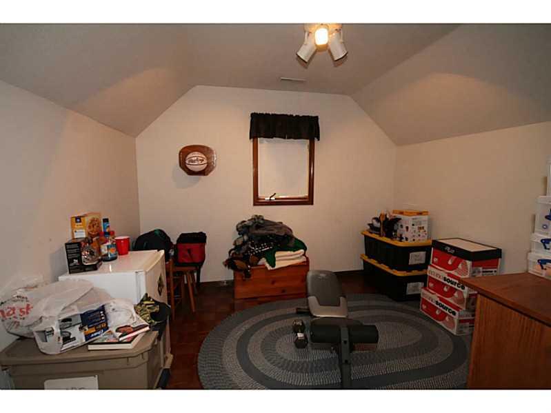 920 River Road Columbus, IN 47203 - Photo 14 of 24