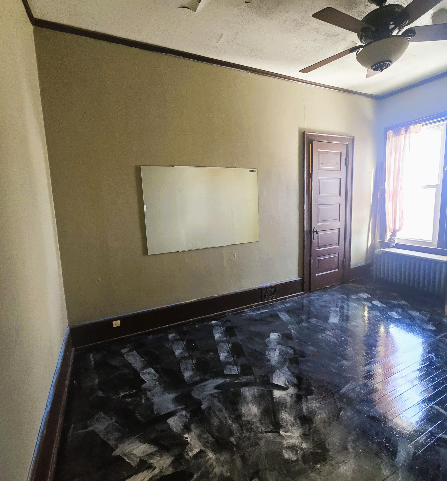 930 North 34th Street, Unit 932 Milwaukee, WI 53208 - Photo 24 of 34 2nd flr 3rd bedroom