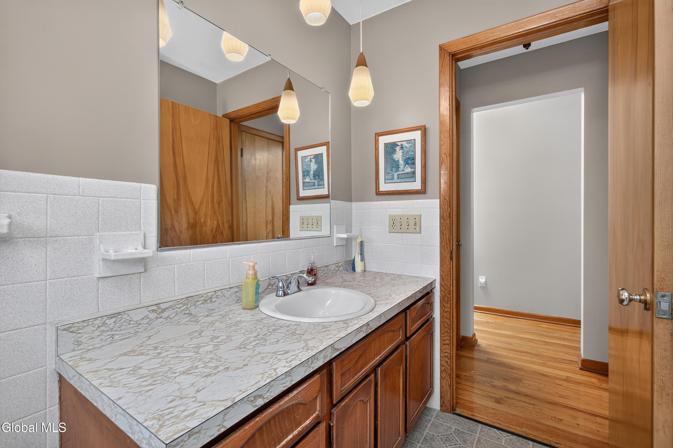 137 Mammoth Spring Road Wynantskill, NY 12198 - Photo 27 of 74 057-137-Mammoth-Spring-Road-Wynantskill-