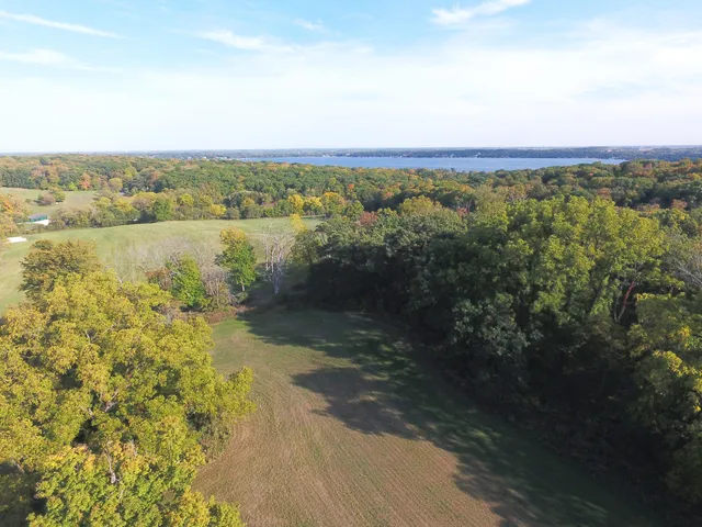 $887,740 | W3630 Snake Road, Lake Geneva, WI 53147