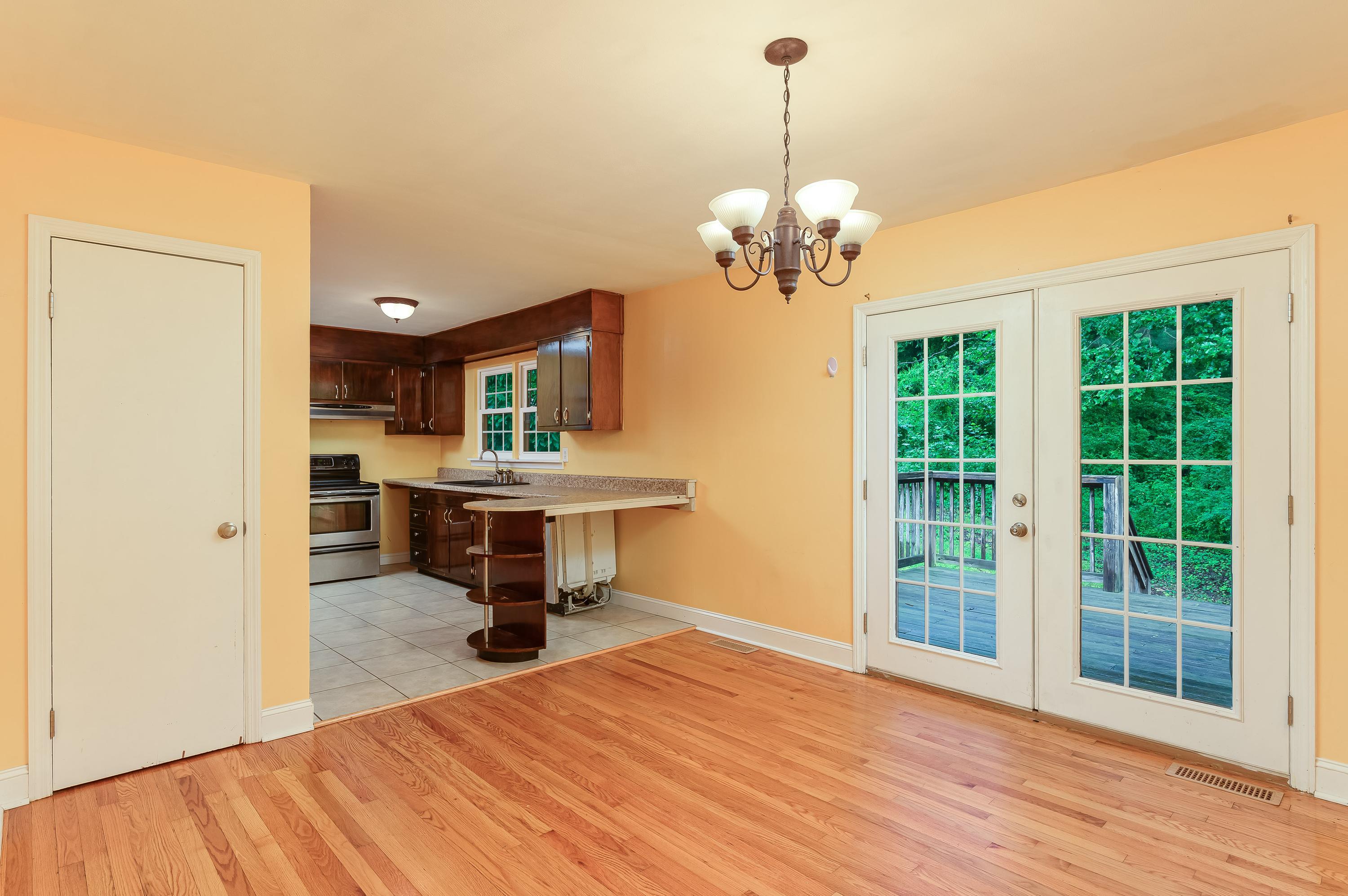 6627 Holder Road Harrison, TN 37341 - Photo 23 of 29 Dining / Kitchen