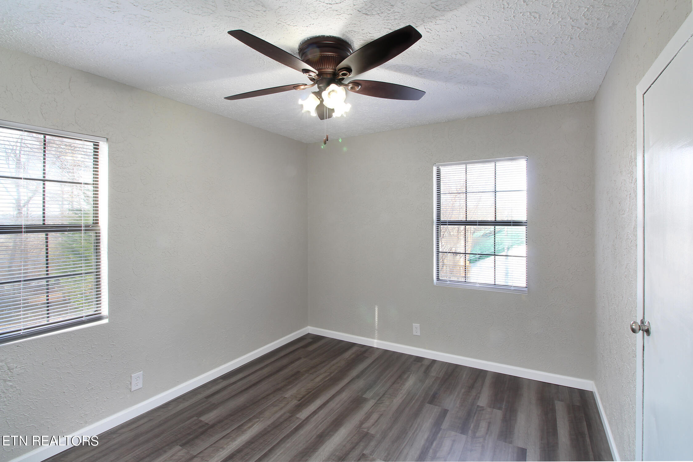 7839 Fersner Road Powell, TN 37849 - Photo 9 of 19 Master Bedroom