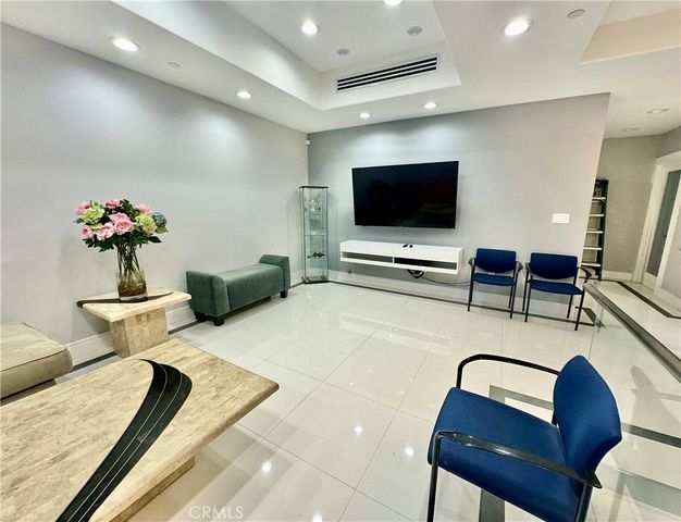 $9,850 | 3060 Hollywell Place, Glendale, CA 91206