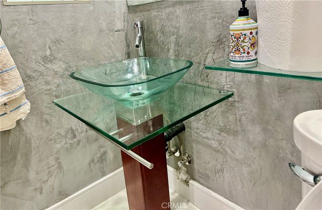 $9,850 | 3060 Hollywell Place, Glendale, CA 91206