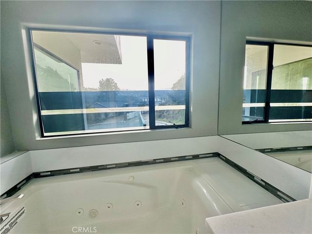 $9,850 | 3060 Hollywell Place, Glendale, CA 91206