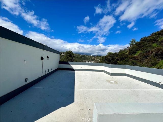 $9,850 | 3060 Hollywell Place, Glendale, CA 91206