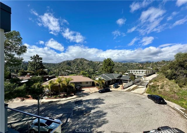 $9,850 | 3060 Hollywell Place, Glendale, CA 91206