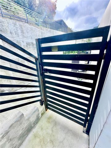 $9,850 | 3060 Hollywell Place, Glendale, CA 91206