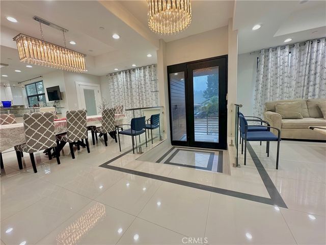 $9,850 | 3060 Hollywell Place, Glendale, CA 91206