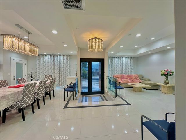 $9,850 | 3060 Hollywell Place, Glendale, CA 91206