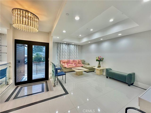 $9,850 | 3060 Hollywell Place, Glendale, CA 91206