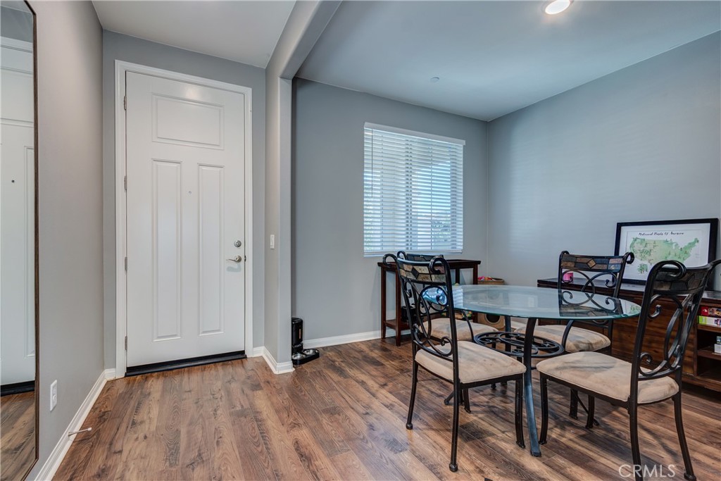 571 East Alru Street Rialto, CA 92376 - Photo 11 of 50