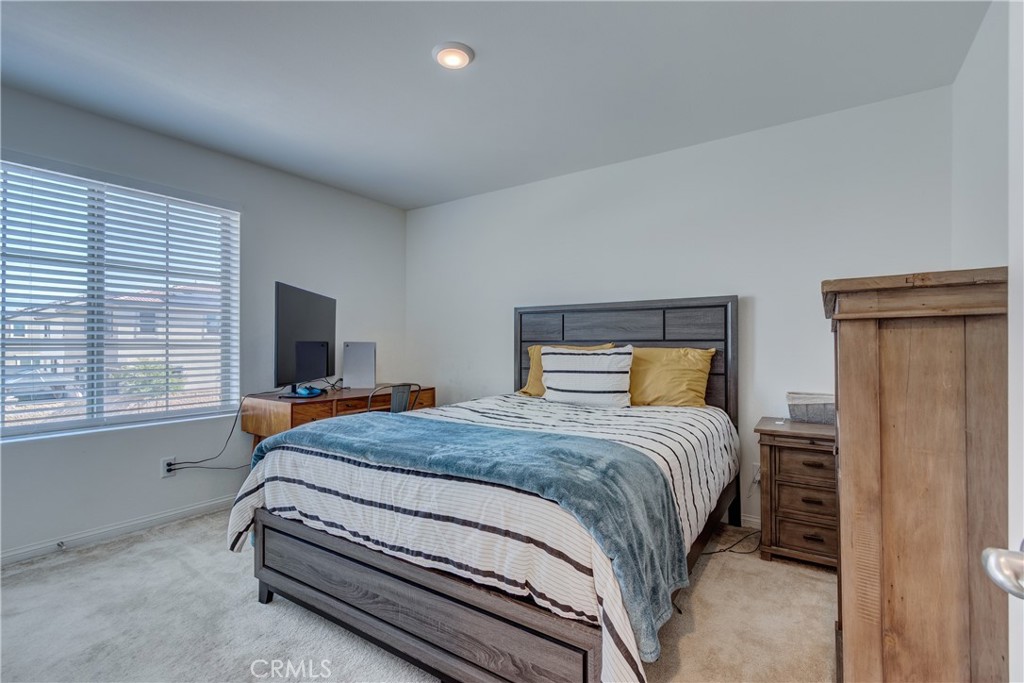 571 East Alru Street Rialto, CA 92376 - Photo 36 of 50