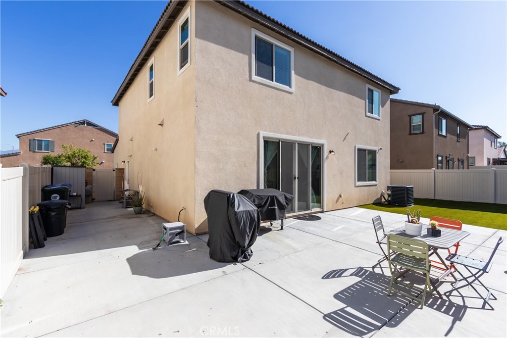 571 East Alru Street Rialto, CA 92376 - Photo 41 of 50