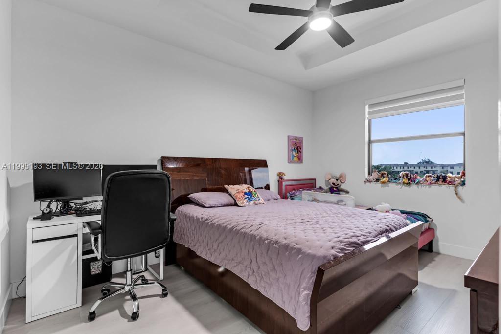 10254 Southwest 228th Terrace Miami, FL 33190 - Photo 15 of 29