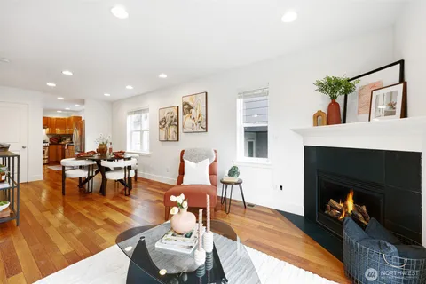 $705,000 | 3435 21st Avenue West, Unit A, Seattle, WA 98199