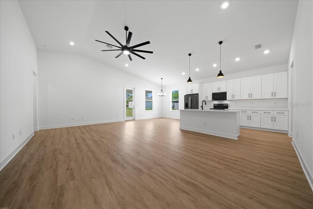 13252 Pendleton Street Spring Hill, FL 34609 - Photo 8 of 59