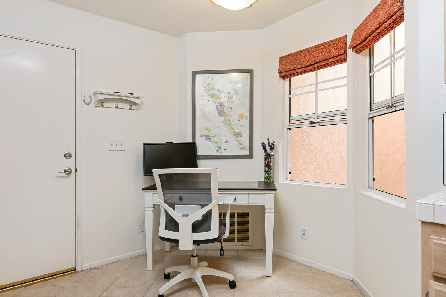7102 Phelps Road Goleta, CA 93117 - Photo 14 of 31 7102 Phelps Rd-014-015-Breakfast Nook-ML
