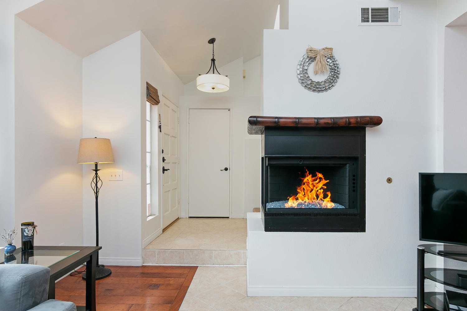 7102 Phelps Road Goleta, CA 93117 - Photo 8 of 31 7102 Phelps Rd-008-024-Living Room-MLS_S