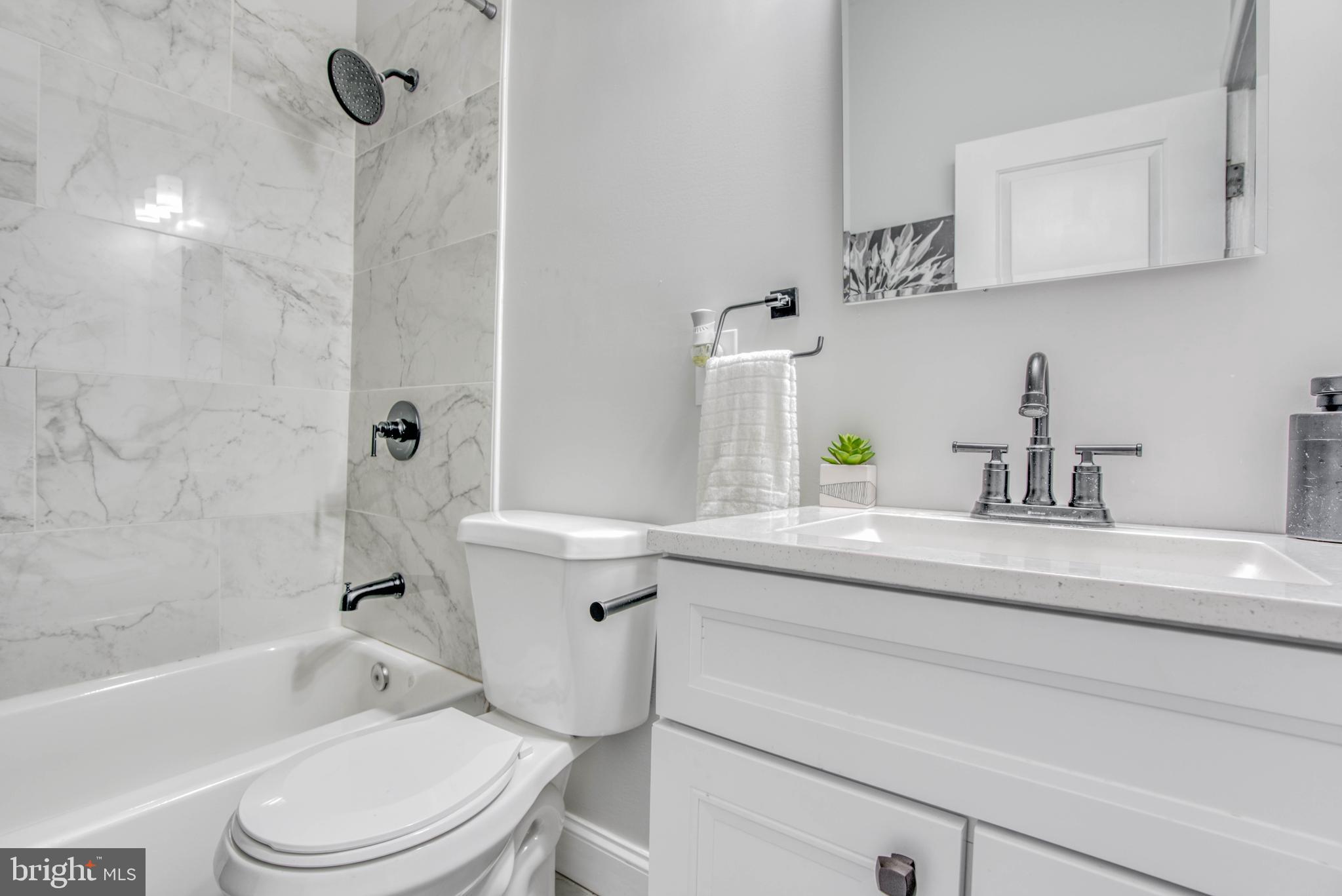 6505 Sherwood Road Baltimore, MD 21239 - Photo 28 of 58