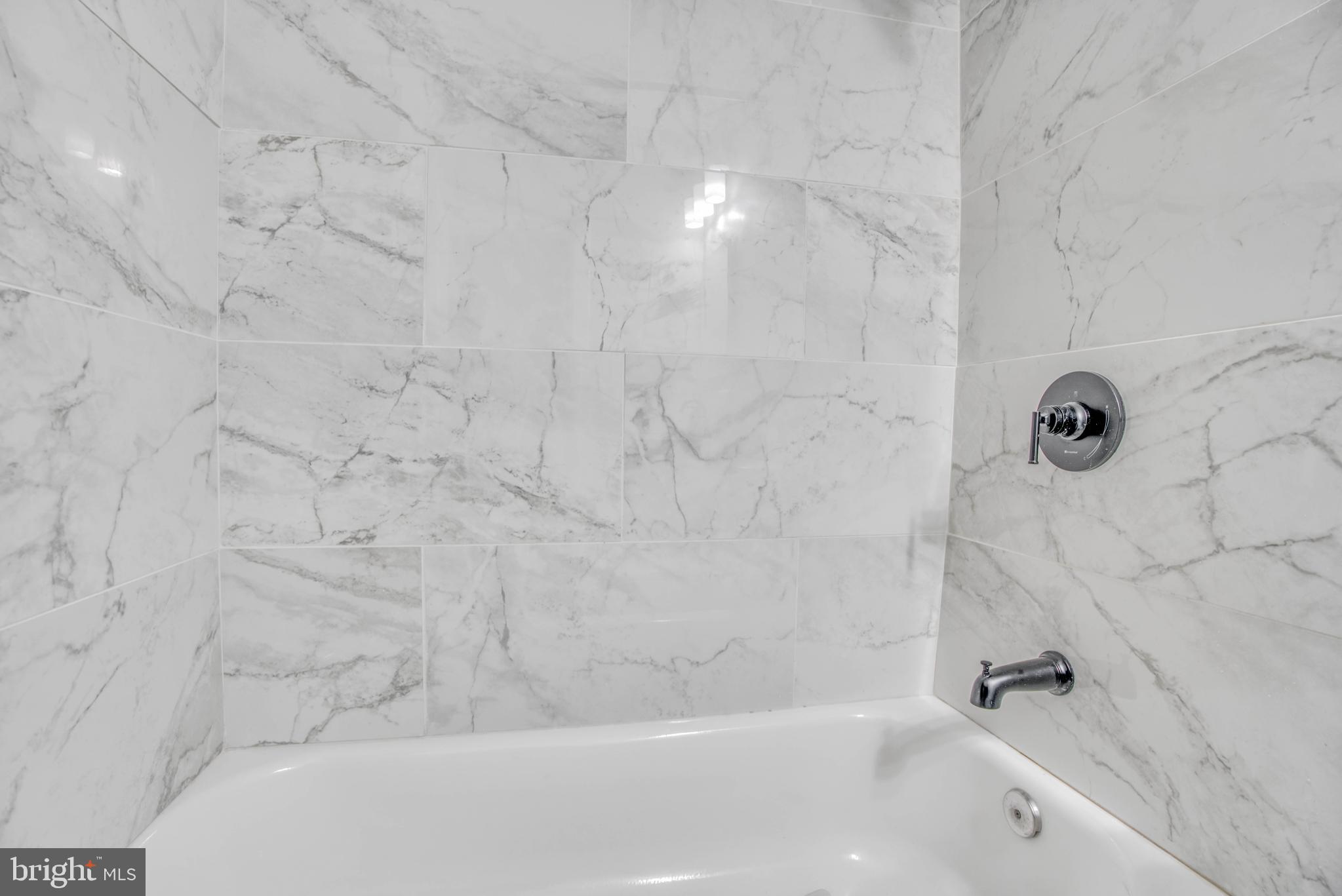 6505 Sherwood Road Baltimore, MD 21239 - Photo 29 of 58