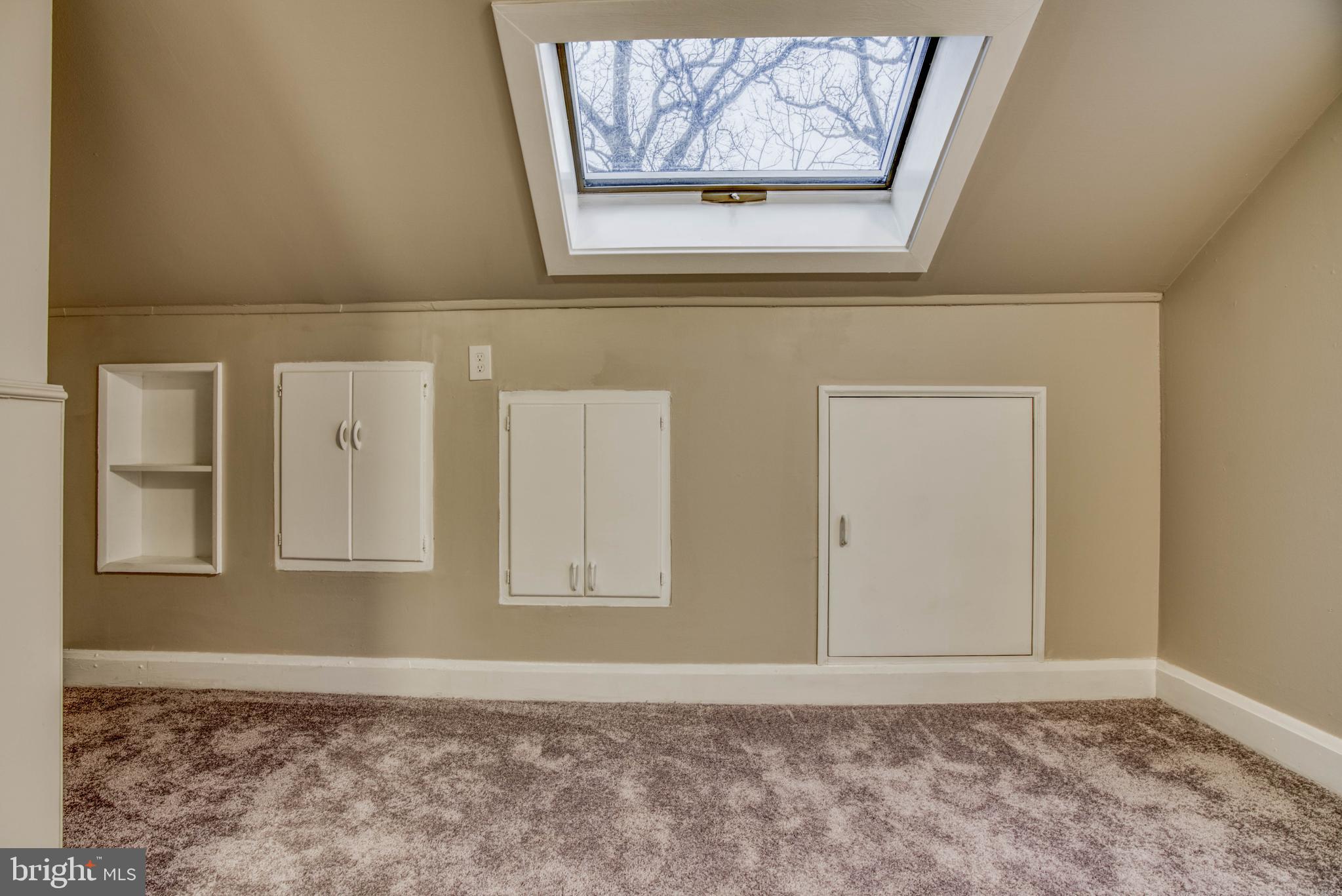 6505 Sherwood Road Baltimore, MD 21239 - Photo 32 of 58
