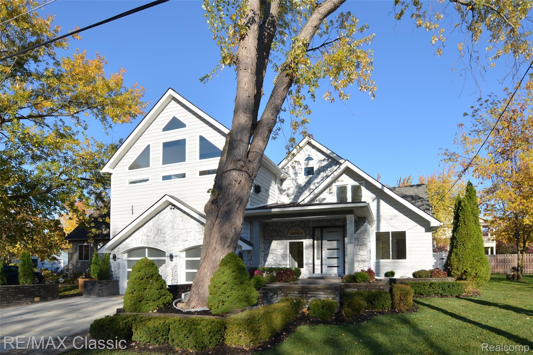 321 Leon Rd