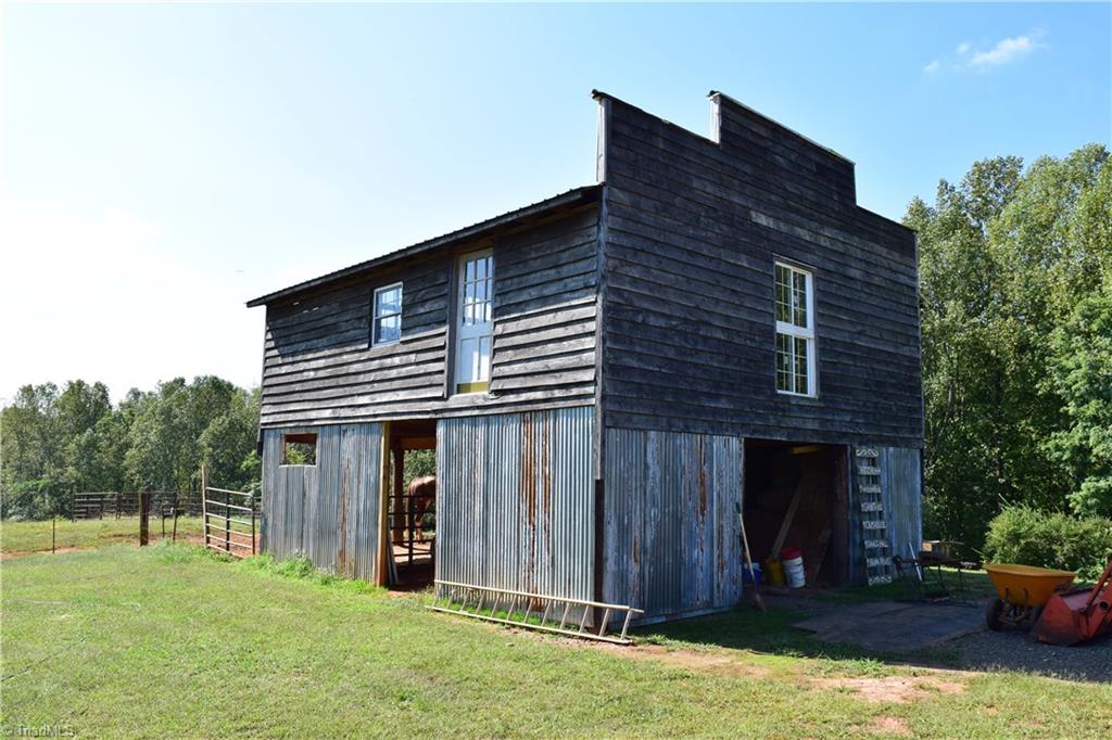 1046 Zeb Mabe Road Danbury, NC 27016 - Photo 15 of 24 Gallery Image 15