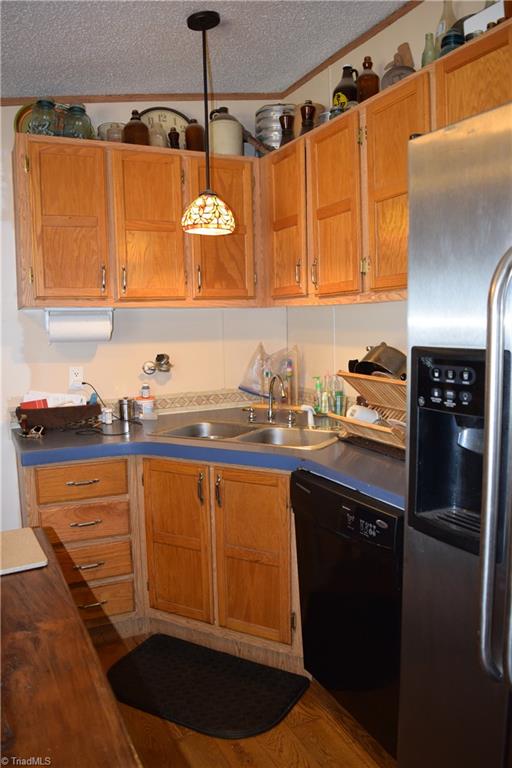 1046 Zeb Mabe Road Danbury, NC 27016 - Photo 9 of 24 Gallery Image 9