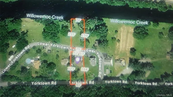 an aerial view of a yard