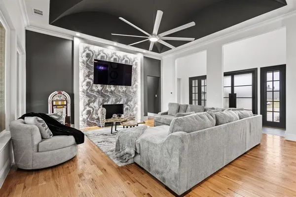 $949,000 | 1002 Tokala Street, Caddo Mills, TX 75135