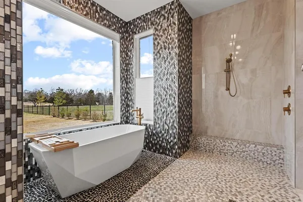 $949,000 | 1002 Tokala Street, Caddo Mills, TX 75135