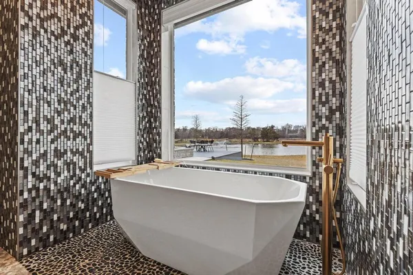 $949,000 | 1002 Tokala Street, Caddo Mills, TX 75135