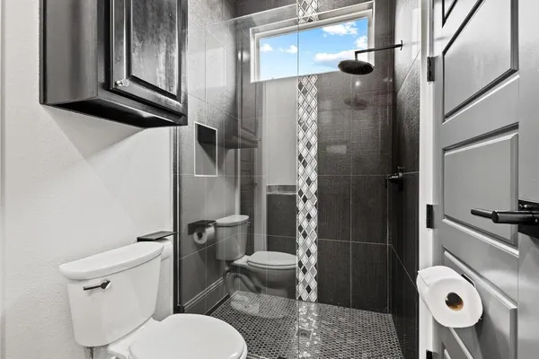 $949,000 | 1002 Tokala Street, Caddo Mills, TX 75135