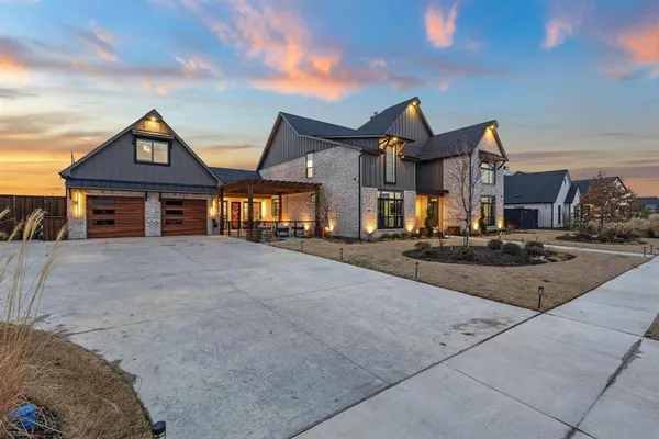 $949,000 | 1002 Tokala Street, Caddo Mills, TX 75135