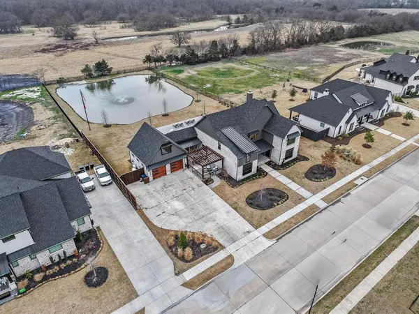 $949,000 | 1002 Tokala Street, Caddo Mills, TX 75135