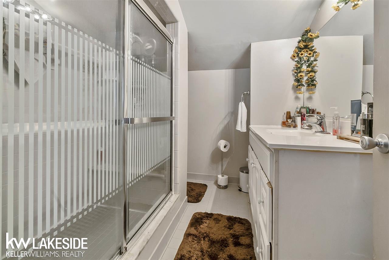 52851 Chesterfield Road Chesterfield, MI 48051 - Photo 15 of 54