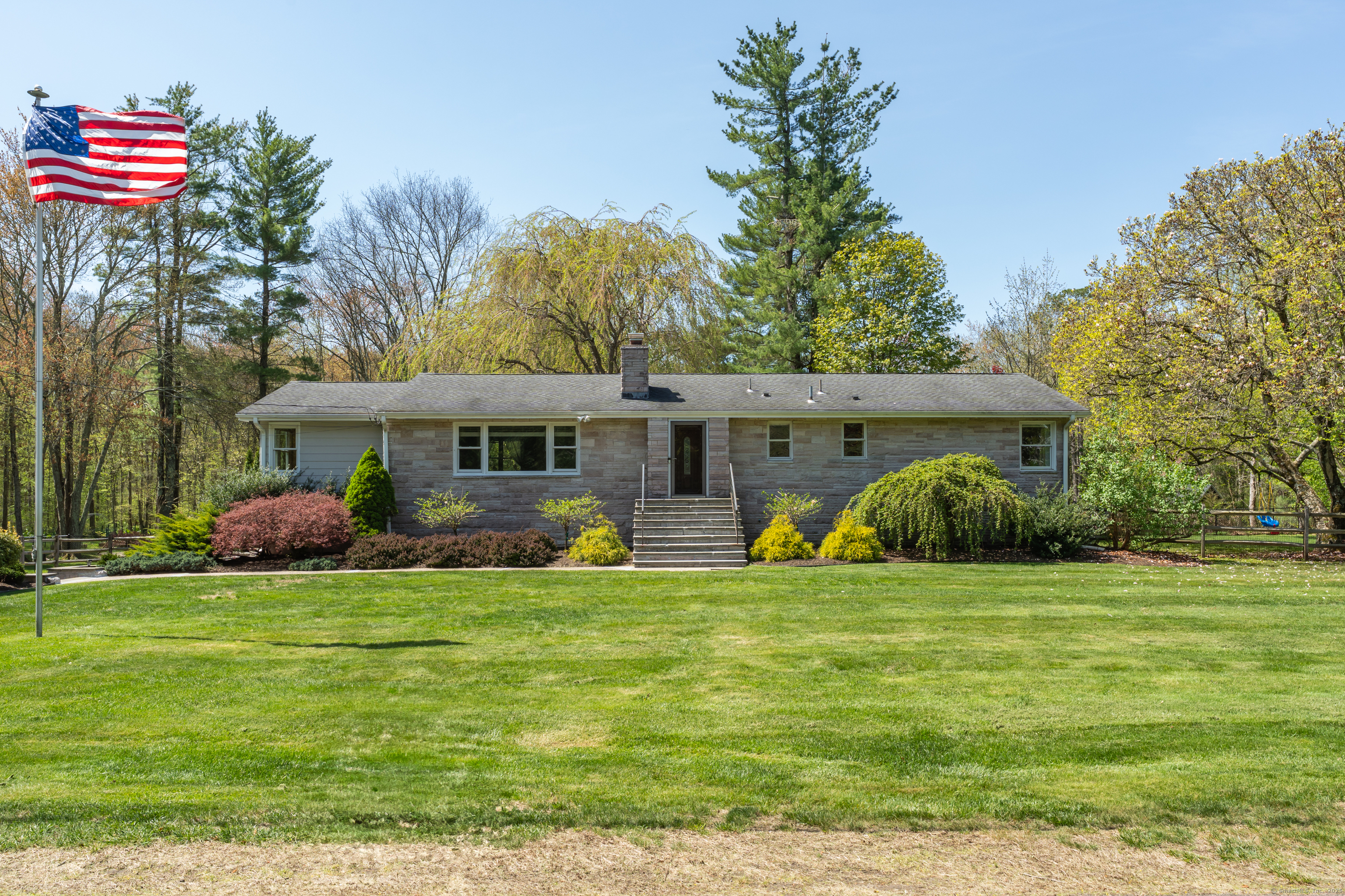 26 Rimmon Road Woodbridge, CT 06525 - Photo 1 of 1