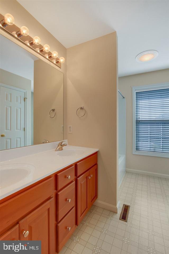 1335 Saddleback Road York, PA 17408 - Photo 16 of 25 Gallery Image 16