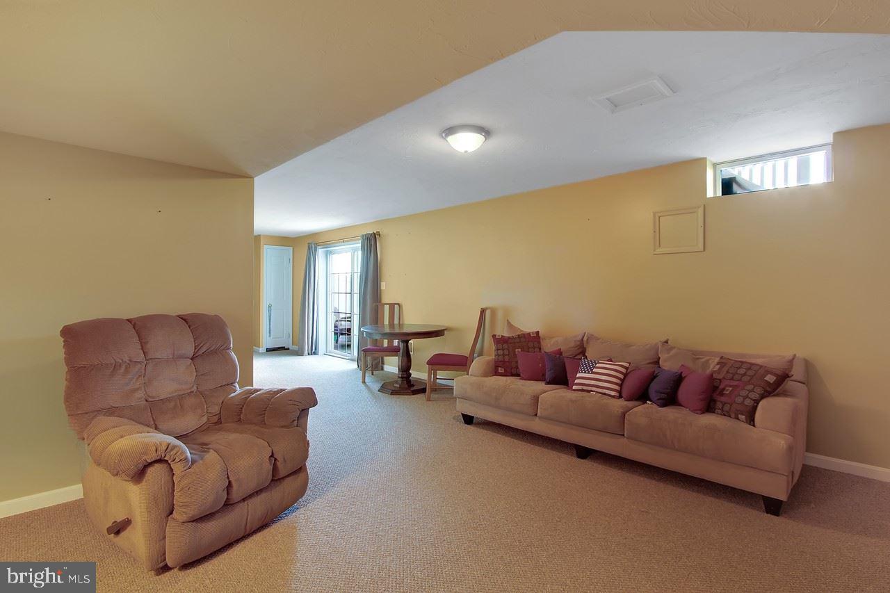 1335 Saddleback Road York, PA 17408 - Photo 19 of 25 Gallery Image 19