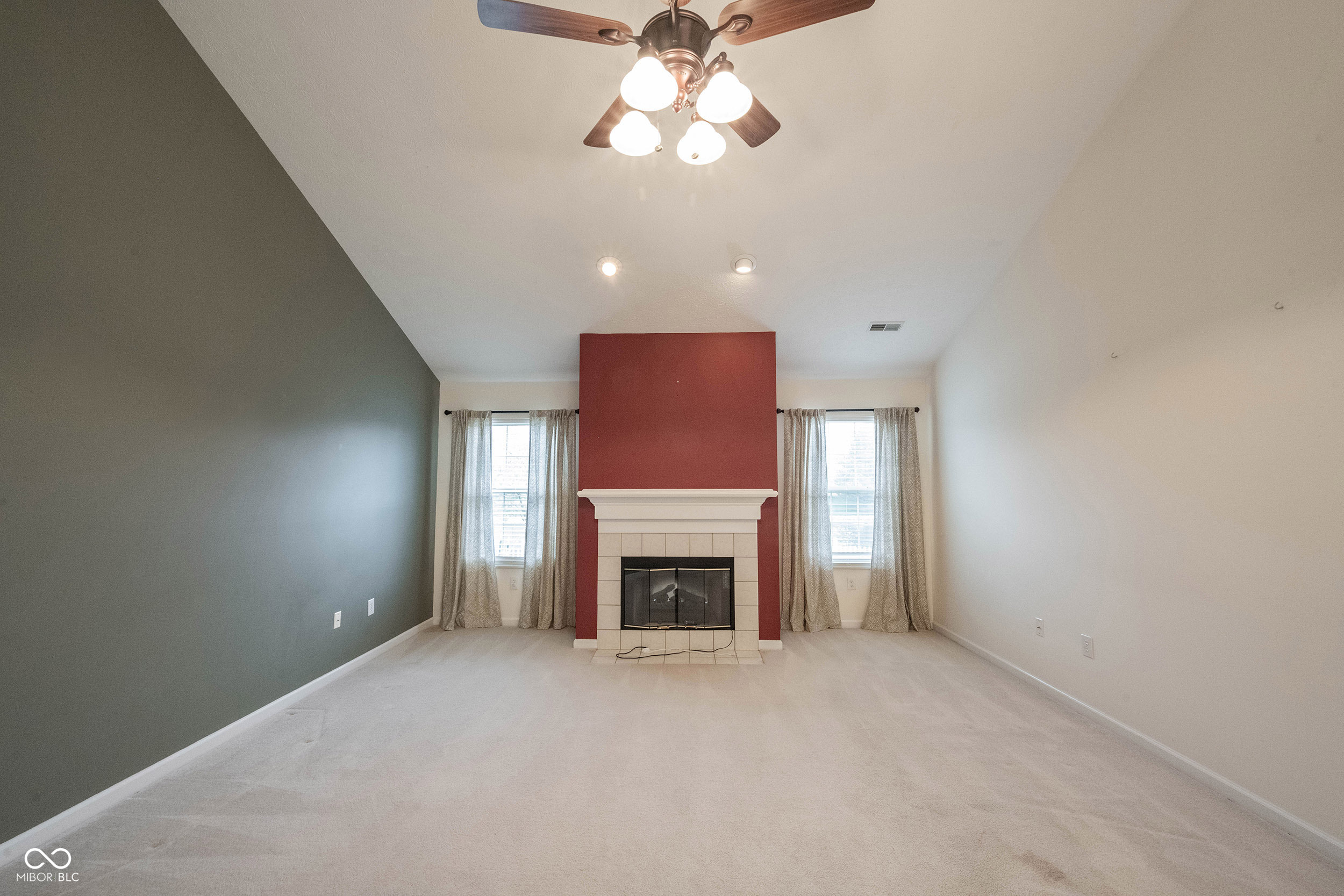 9660 Shasta Drive Fishers, IN 46038 - Photo 8 of 39