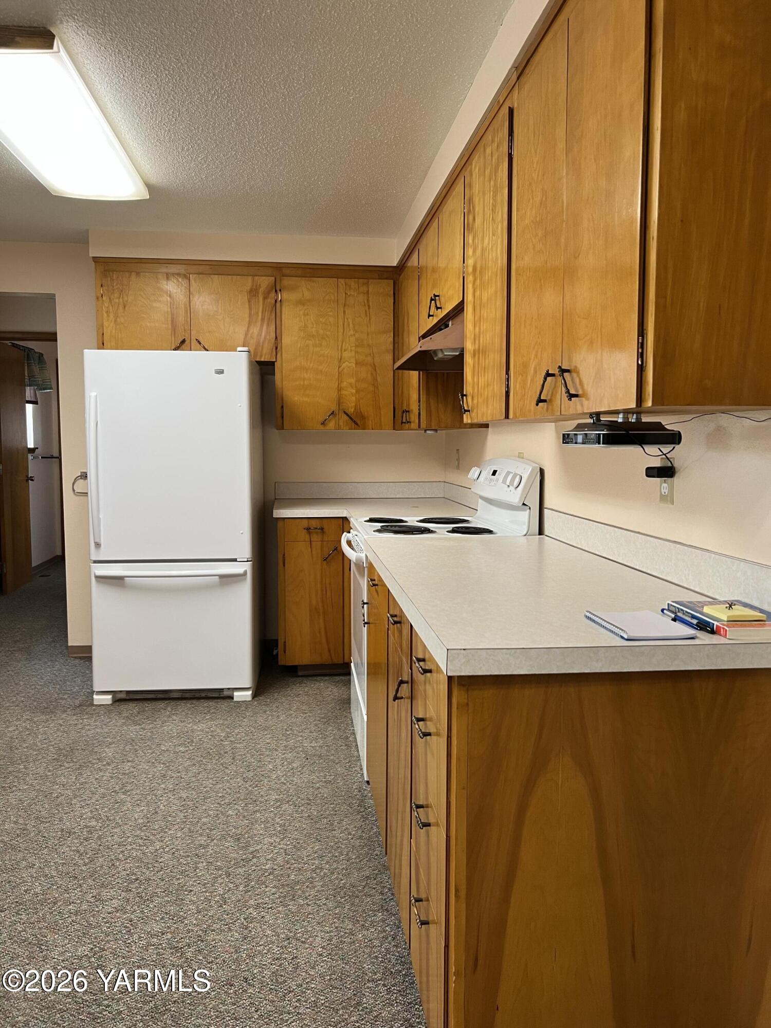 2091 Ashue Road Wapato, WA 98951 - Photo 6 of 27 IMG_2211