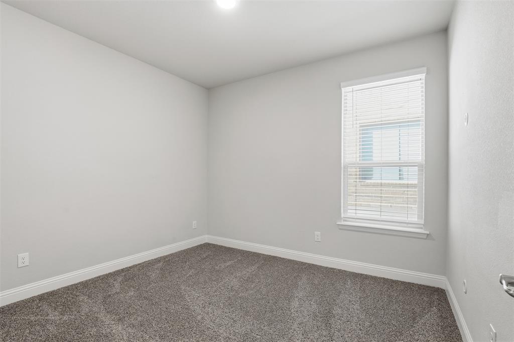 124 Welch Folly Lane Aledo, TX 76008 - Photo 24 of 29 Bedroom 3