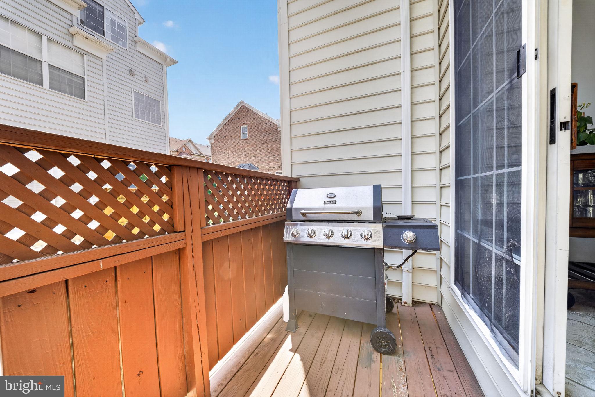 6006 Lincolnia Road Alexandria, VA 22312 - Photo 15 of 42 Charming balcony with grilling potential.