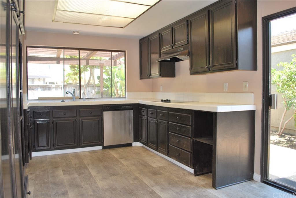 45 Nighthawk Irvine, CA 92604 - Photo 5 of 16