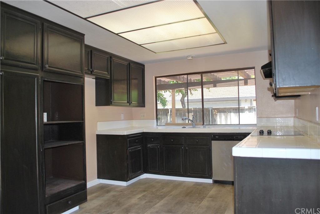 45 Nighthawk Irvine, CA 92604 - Photo 6 of 16