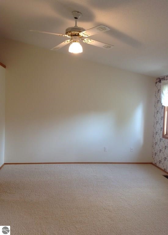 5691 East Valley Road Mount Pleasant, MI 48858 - Photo 26 of 53 1789873-25.JPG
