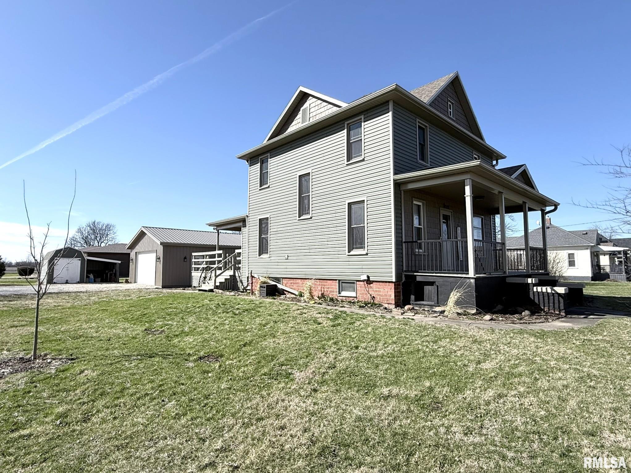 212 Academy Street Cameron, IL 61423 - Photo 2 of 56